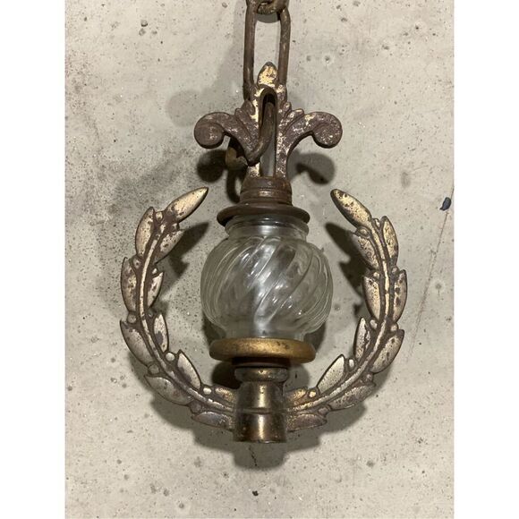 OLD ANTIQUE ART DECO ORNATE CHANDELIER LANP IRON CHAIN WITH FINIAL - Picture 1 of 7